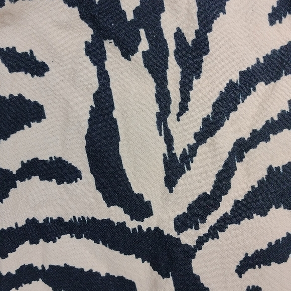 White Stage women's XL button down short sleeved top - Picture 5 of 9